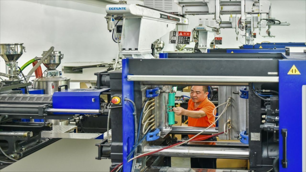 What Is Plastic Injection Molding?